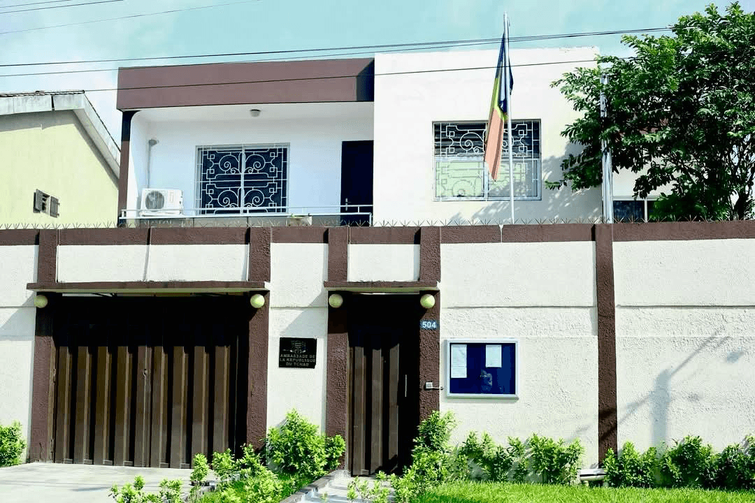 Ambassade Background